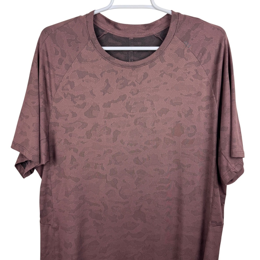 Lululemon Men's ABC Camo Short Sleeve Active Shirt Top Size Medium - Picture 2 of 8